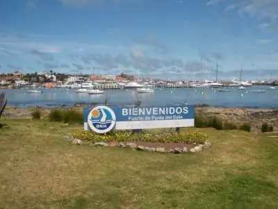 приветственный знак Пунта-дель-Эсте