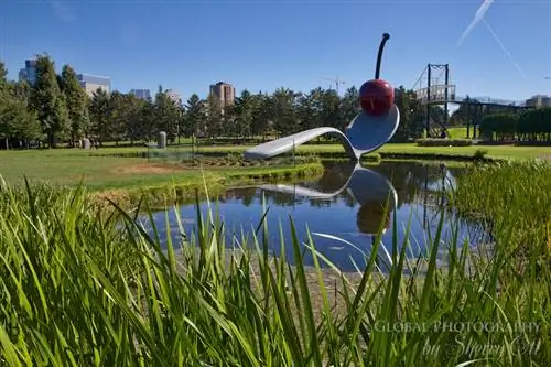 Лопбридж и Черри Уокер