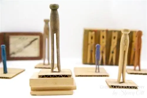 Прищепки для одежды в Художественном музее Уокера