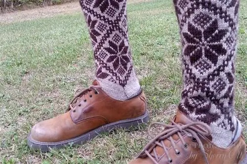 Веселые шерстяные носки