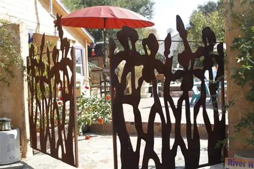 Mariposa’s River Rock Inn & Кафе Garden Deli, отличная остановка по пути в Йосемити