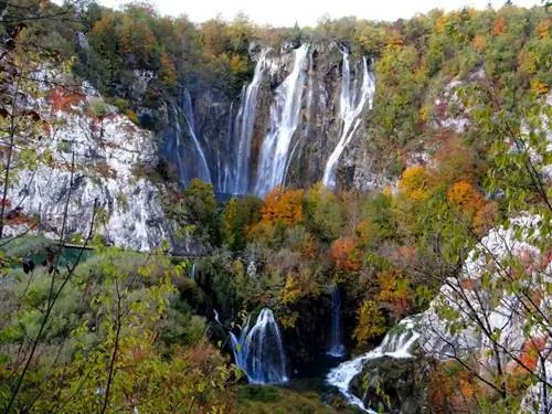 Водопады Хорватии и национальный парк Плитвицкие озера