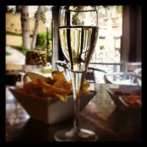 Время аперитива - Просекко и несколько закусок, чтобы открыть вкус. Фото предоставлено Фабианой.