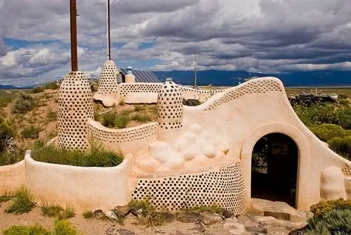 Центр посетителей Earthship, Нью-Мексико.