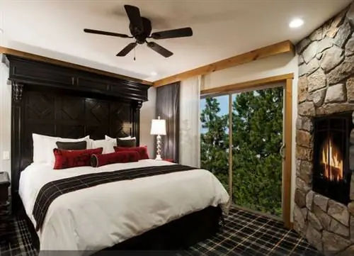 The Landing Resort & Спа может похвастаться потрясающим видом на озеро Тахо