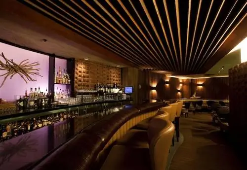 коряги комната