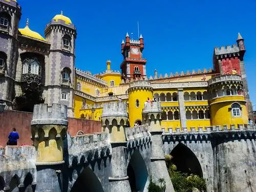 Национальный дворец Пенья (ЮНЕСКО)