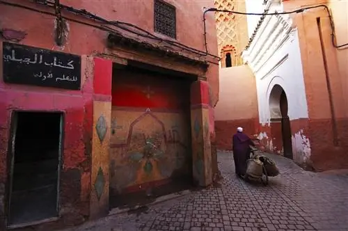 Йога в Марракеше, Марокко. Фото предоставлено Trip Tribe.