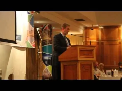 Очень живописная прогулка по историческому дому Вестпорт в Западной Ирландии