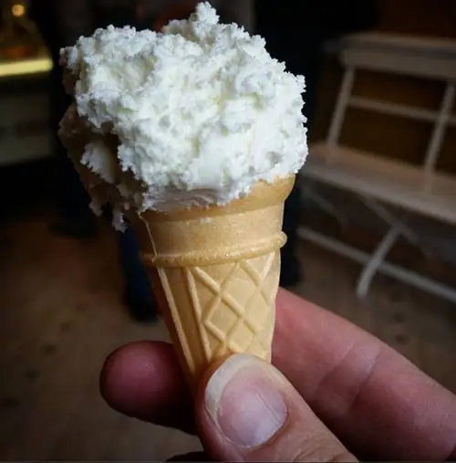 Мороженое с оливковым маслом