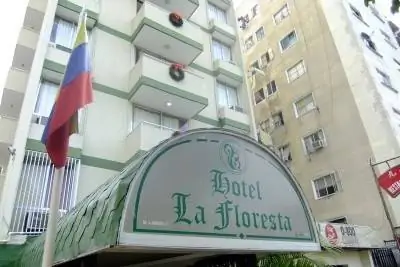 Проживание в отеле Floresta в Каракасе, Венесуэла.