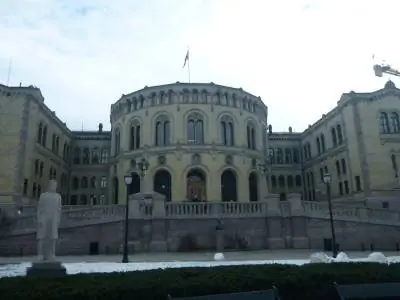Здания норвежского парламента, Осло.