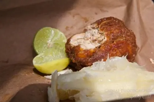 Bazurto Catagenaапертура: 7,1, авторы:, камера: Canon EOS 60D, подпись:, временная метка создания: 1417976724, авторские права:, фокусное_длина: 55, iso: 1600, выдержка_затвора: 0,0002, название:, ориентация: 1}