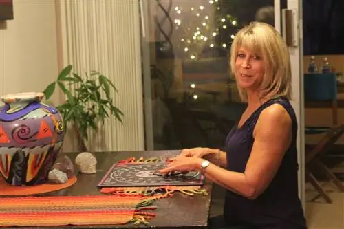 фитнес-экстрасенс Яна Холлингсворт