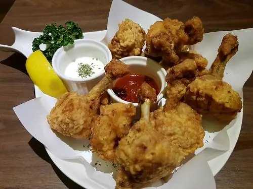 EPL Taipei Dining Experience в крытом саду - EPL Steakhouse Taipei