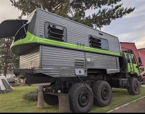 Объявления по сухопутным дорогам:: 1997 M1088 6×6 Overlander