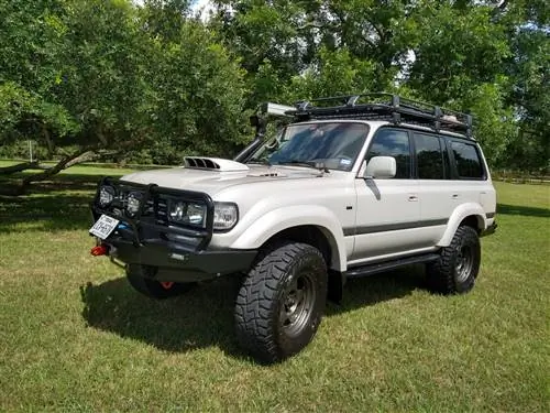 Объявления по суше:: Toyota FZJ80 Land Cruiser 1997 года - Коллекционное издание Triple-Lock в Desert Dune