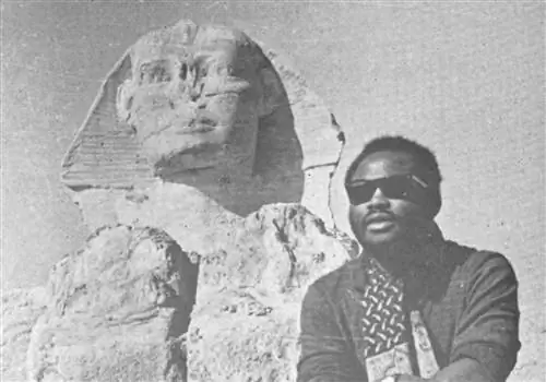 Кругосветное путешествие Олабиси Аджалы на скутере Lambretta