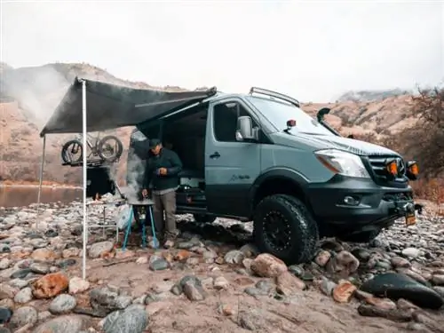 Рекомендуемый автодом Upfitter :: Полевой фургон