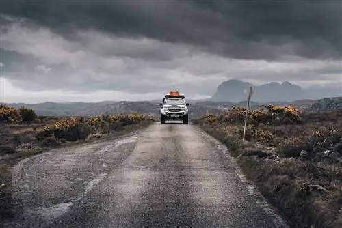 Шотландское нагорье в домашнем грузовике