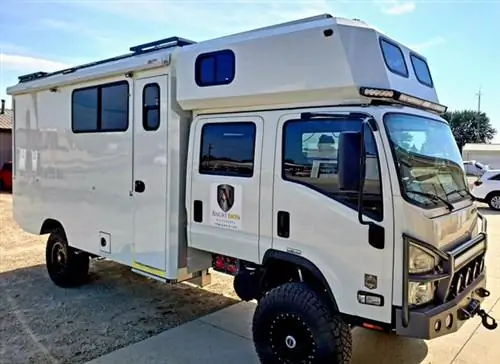 Объявления по суше :: Isuzu NPR Crew Cab Custom Camper
