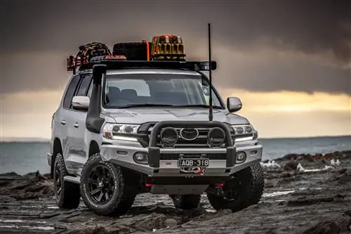ARB запускает новую систему BASE Rack Overland