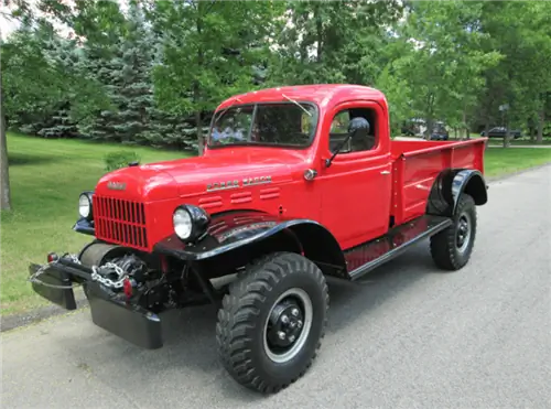 Ла Адуана: Dodge Power Wagon 1952 года