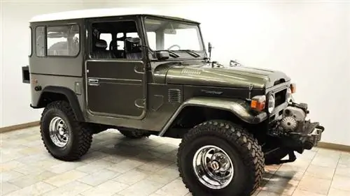 Ла Адуана: Toyota FJ40 Land Cruiser 1977 года