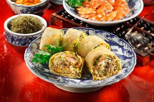 Popiah - это спринг-роллы в Юго-Восточной Азии, а Spring Court делает одни из лучших.