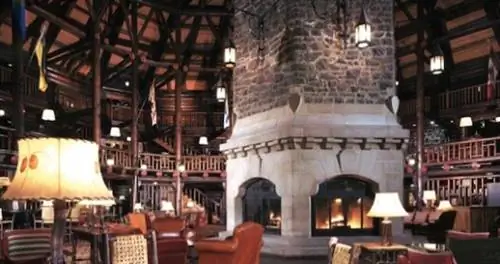 Деревянные домики: Fairmont Le Château Montebello, Квебек