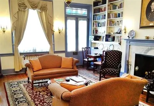 Отель типа «постель и завтрак» The Thomas Bond House, Филадельфия, Пенсильвания