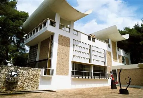 Fondation Maeght, Сен-Поль-де-Ванс, Прованс, Франция