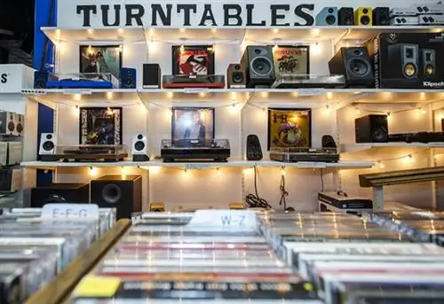 Waterloo Records, Остин, Техас, сентябрь 2017 г. Авторские права принадлежат Спенсеру Селвиджу для Waterloo Records, 2017 г., www.spencerselvidge.com