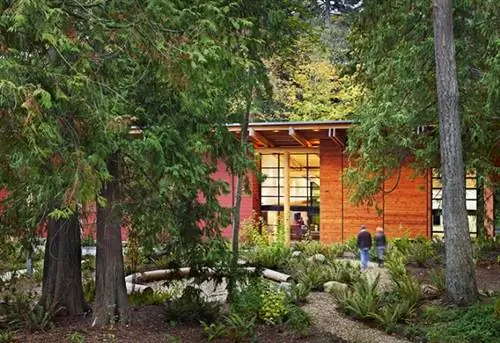 Музей Суквамиша. Суквамиш, Вашингтон. Клиенты: Mithun, Suquamish Museum, Storyline, представитель владельца (Дэвид Грейн), Pacific Studios, Swenson Say Faget и Stantec. &copy; Copyright 2012 Бенджамин Беншнайдер. Все права защищены. Использование может быть организовано, связавшись с Benjamin Benschneider Photography. Электронная почта: bbenschneider@comcast.net или телефон: 206-789-5973.