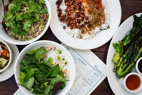 Cassia предлагает настоящую комфортную еду из Сингапура, Малайзии и Вьетнама.