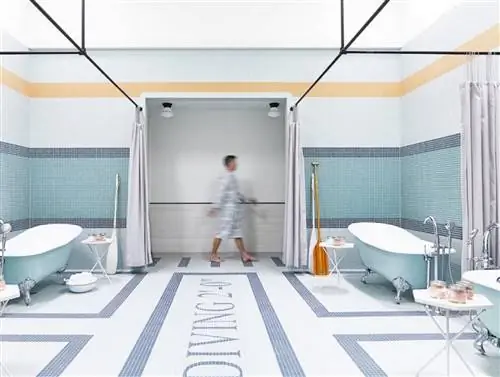 Спа-салон отеля Calistoga Motor Lodge открыт.