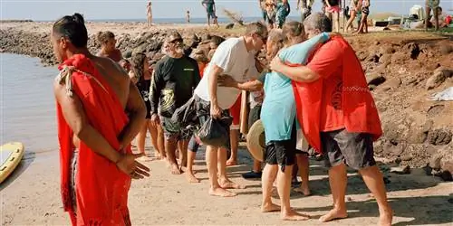 Знакомьтесь с местными жителями, помогая путешественникам лучше общаться с Мауи