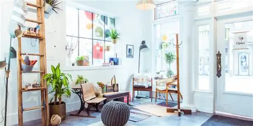 Познакомьтесь с человеком, который следит за тем, чтобы Airbnb соответствовала своим ценностям