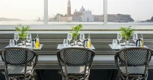 Лучший способ совершить круиз по Венеции