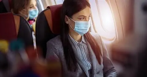 Двойные штрафы за отказ носить маску в самолете