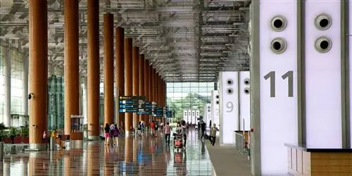 И снова лучший в мире аэропорт