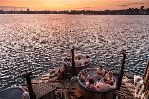 Есть ли что-нибудь лучше и более датское, чем парение в плавающей гидромассажной ванне?