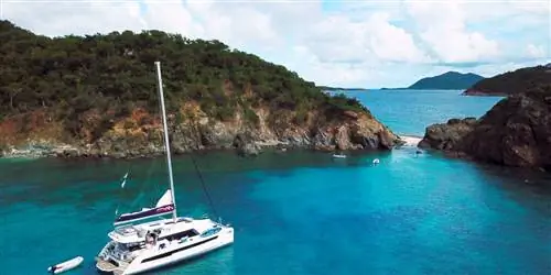 Выберите свое приключение в чартерном морском путешествии по Британским Виргинским островам