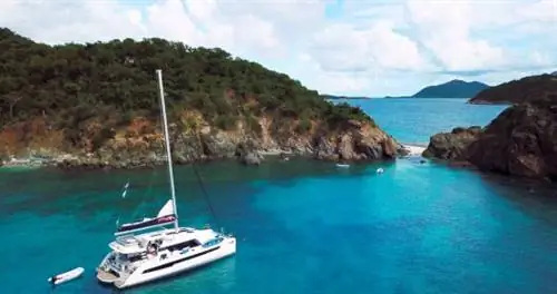 Выберите свое собственное приключение в чартерном морском путешествии по Британским Виргинским островам