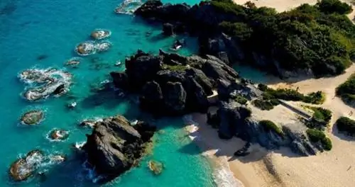 Бермудские острова ослабляют требования для полностью вакцинированных путешественников