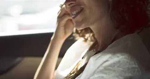 Как не допустить, чтобы полет нанес ущерб вашей коже