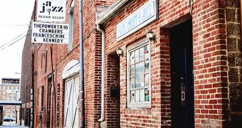 Джаз-клуб Blues Alley в районе Джорджтауна