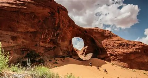 Арка долины монументов