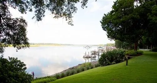 Доки у воды