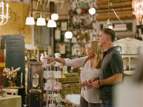 Антиквариат в Вест-Боттомс